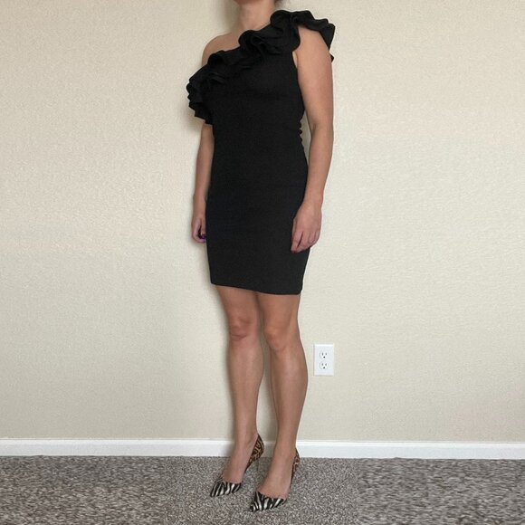 H&M One Shoulder Dress Size M - Picture 2 of 8